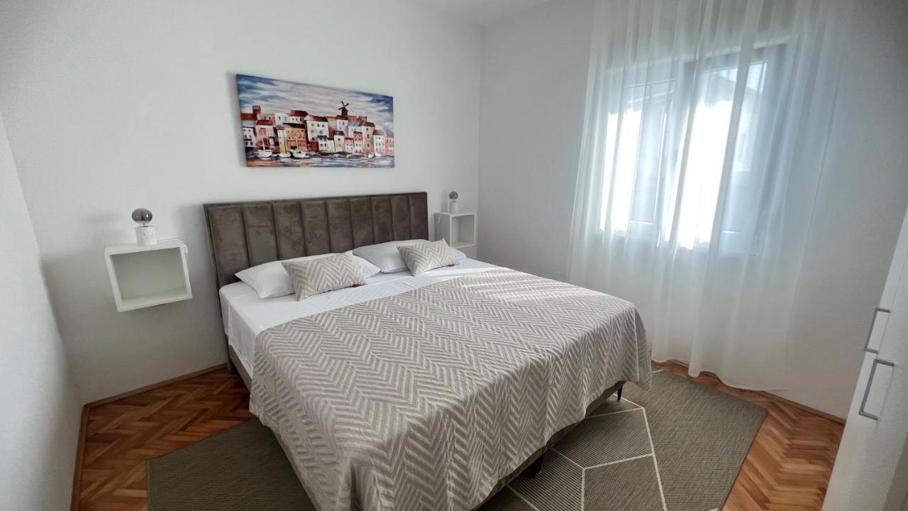Apartments Javorska Kaštela Екстериор снимка