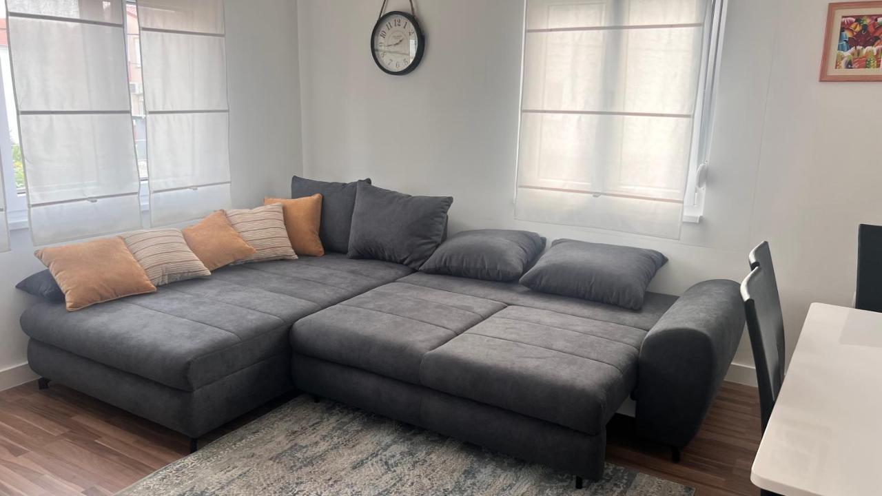 Apartments Javorska Kaštela Екстериор снимка