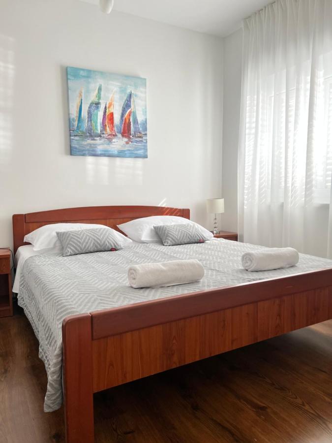 Apartments Javorska Kaštela Екстериор снимка